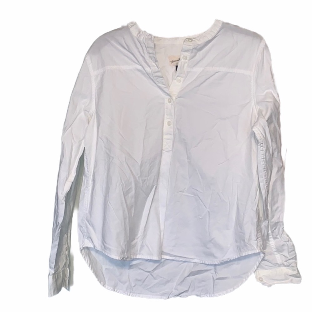 Universal Thread long sleeve 1/4 button up